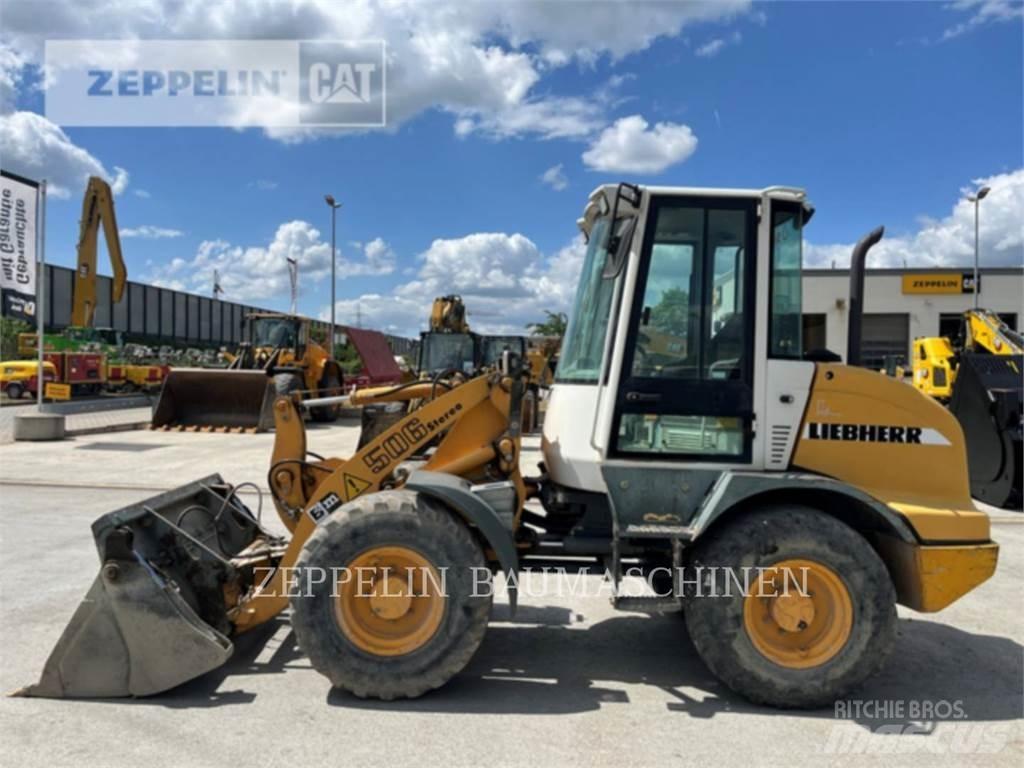 Liebherr L506 Gumikerekes homlokrakodók