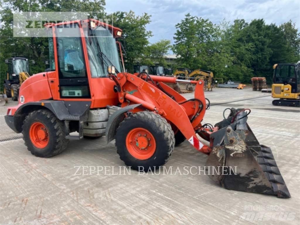 Liebherr L510 Gumikerekes homlokrakodók