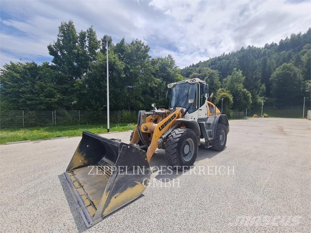 Liebherr L526 Gumikerekes homlokrakodók