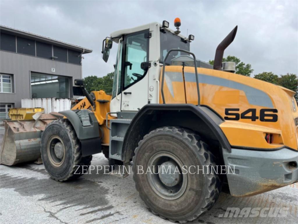Liebherr L546 Gumikerekes homlokrakodók