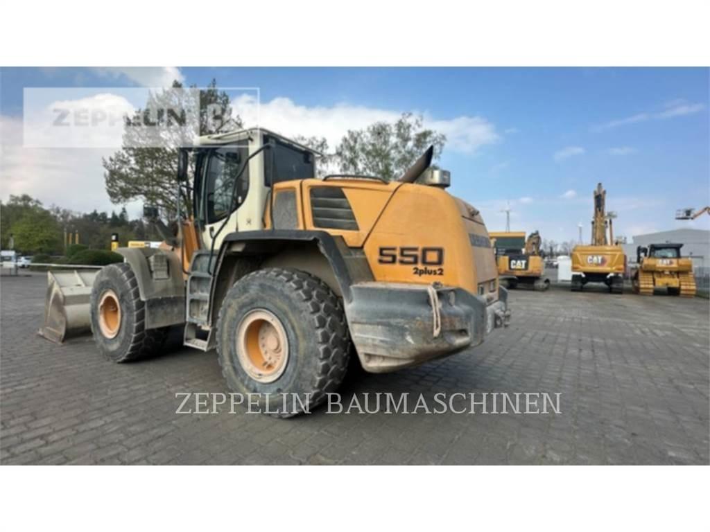 Liebherr L550 Gumikerekes homlokrakodók