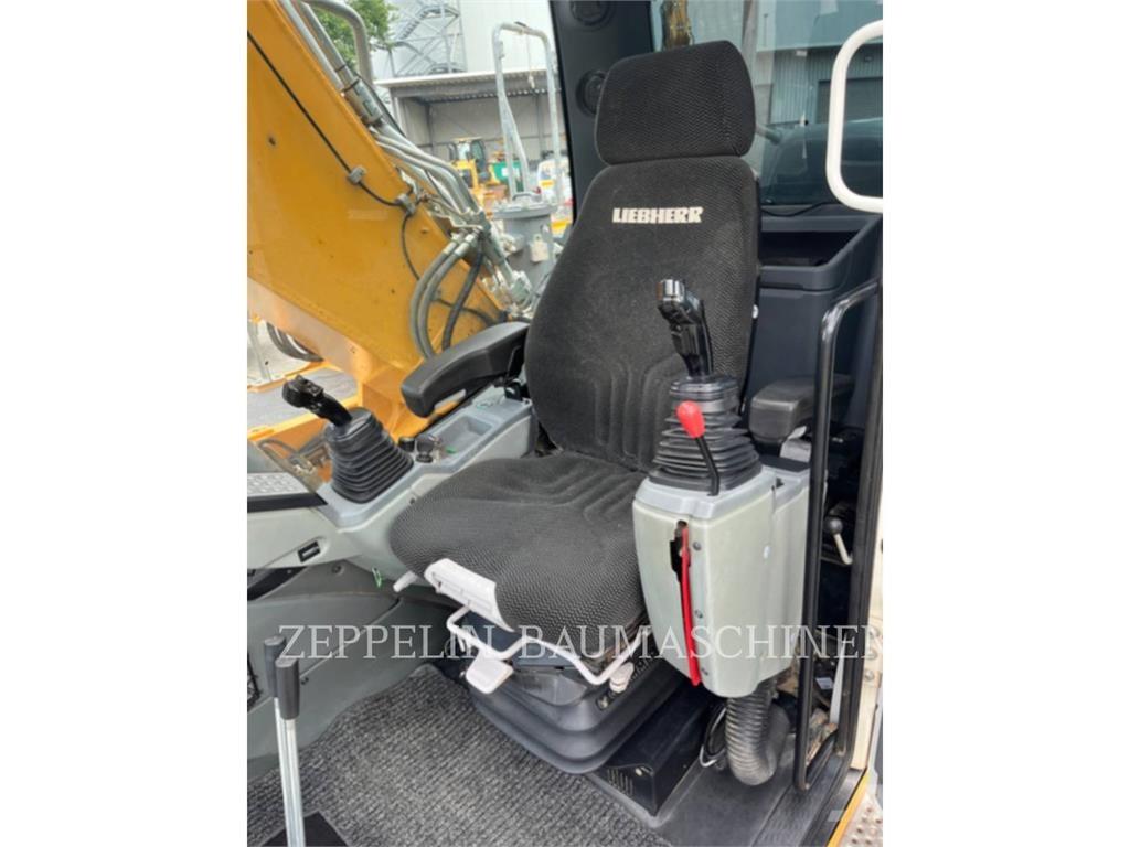 Liebherr R926 Lánctalpas kotrók