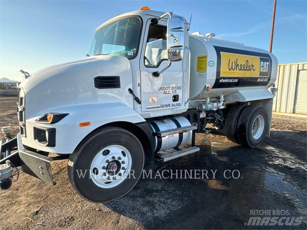Mack WT2000 A Tartályos teherautók