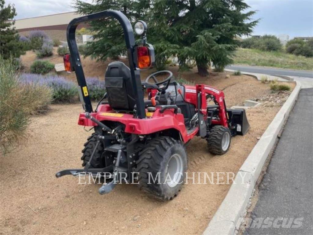 Massey Ferguson GC1725M Traktorok