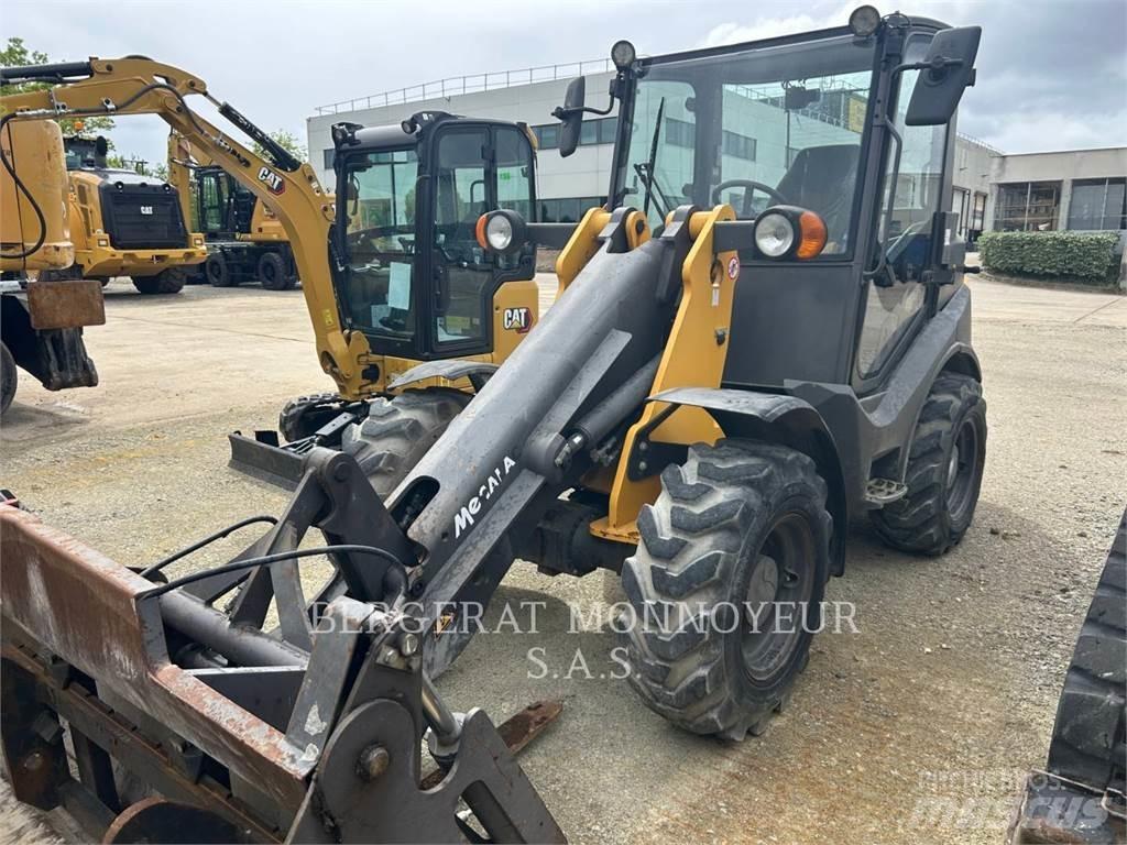 Mecalac AX850 Gumikerekes homlokrakodók