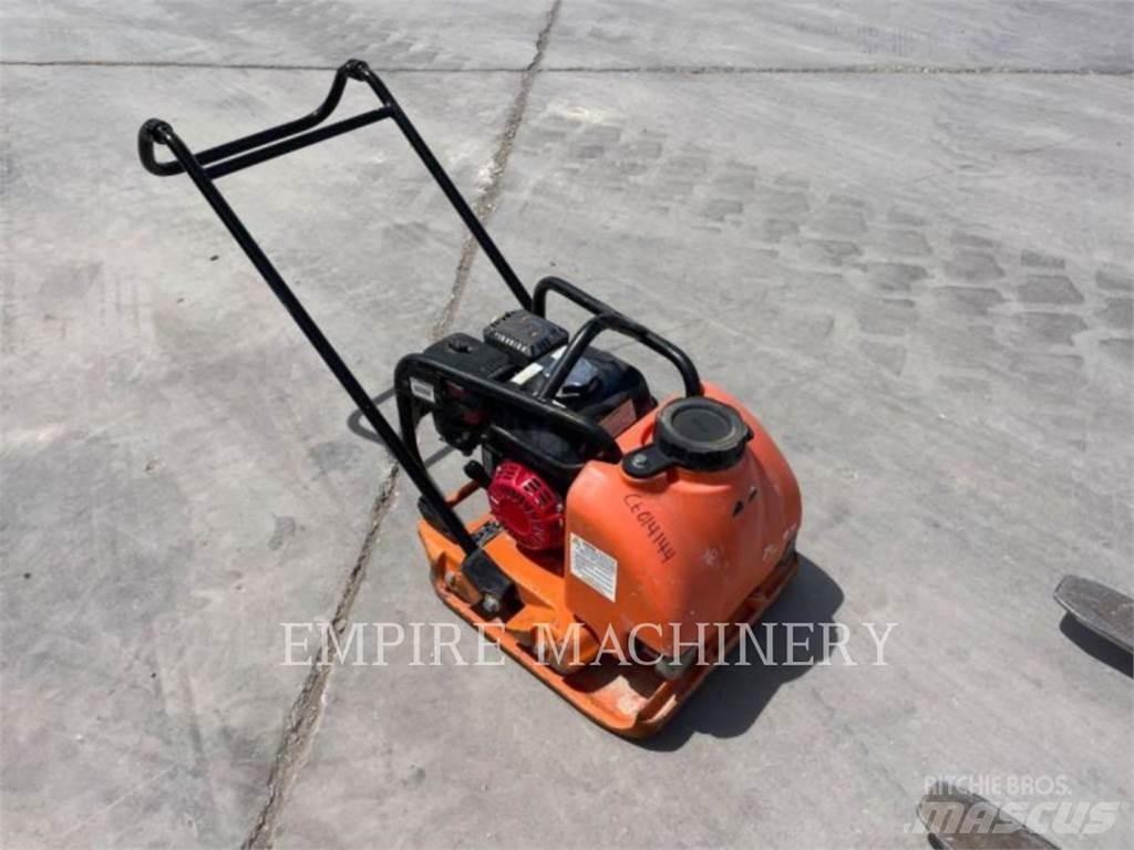 MultiQuip MVC88VTHW Gumikerekes homlokrakodók