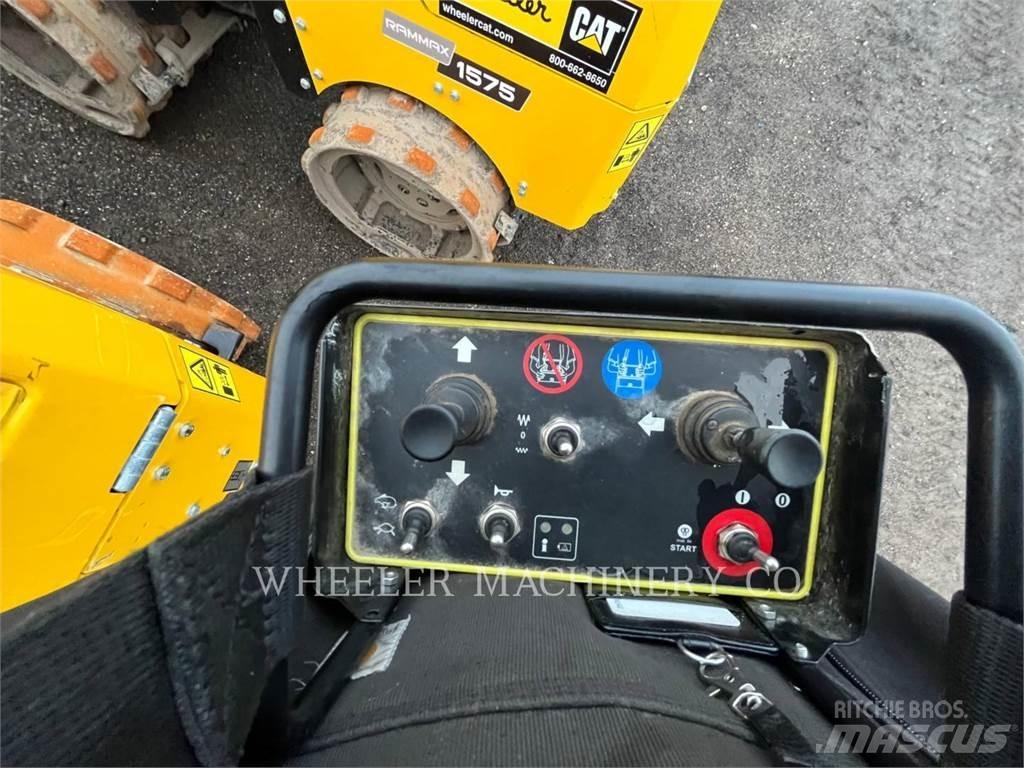 MultiQuip RX1575 Ikerdobos hengerek