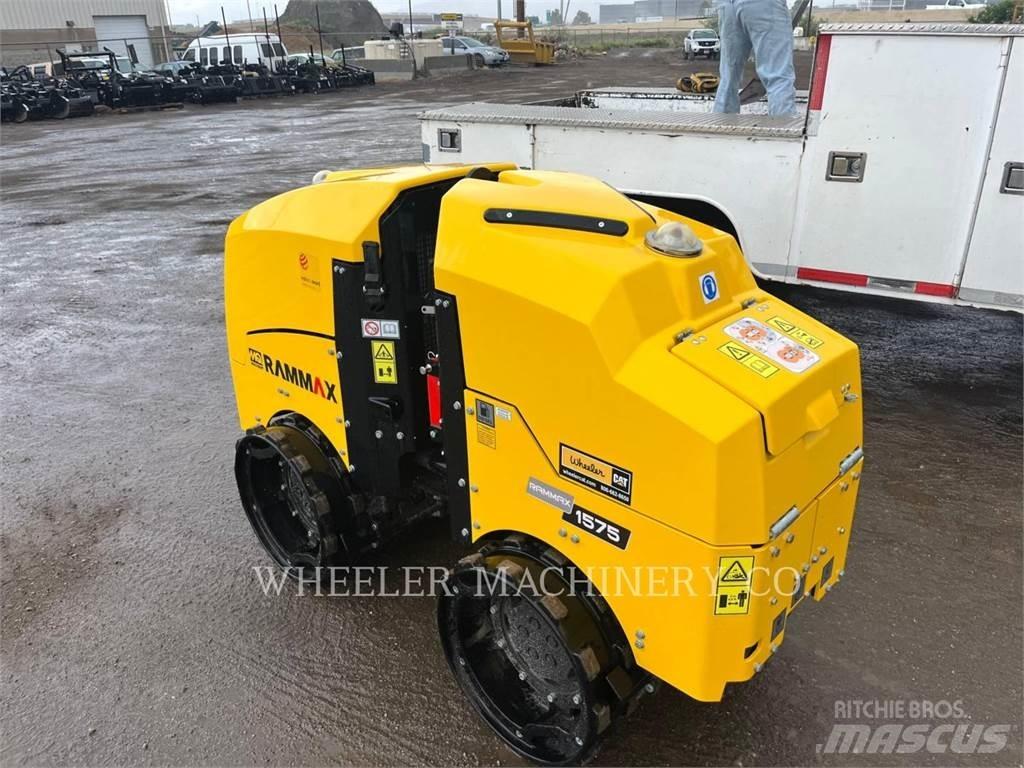 MultiQuip RX1575 Ikerdobos hengerek