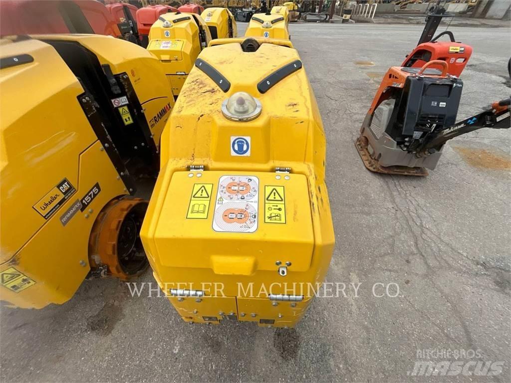 MultiQuip RX1575 Ikerdobos hengerek