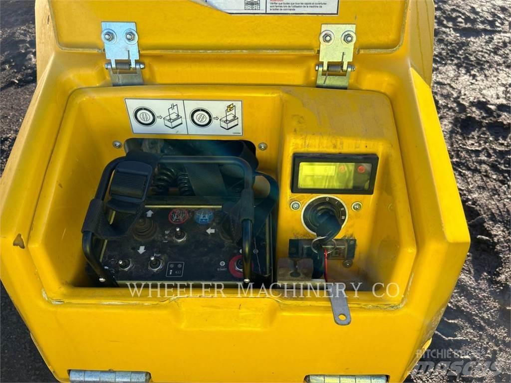 MultiQuip RX1575 Ikerdobos hengerek
