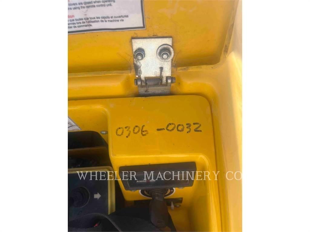 MultiQuip RX1575 Ikerdobos hengerek