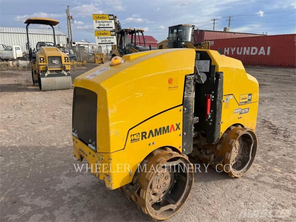 MultiQuip RX1575 Ikerdobos hengerek