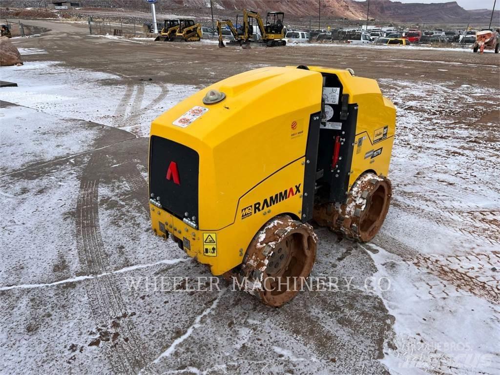 MultiQuip RX1575 Ikerdobos hengerek