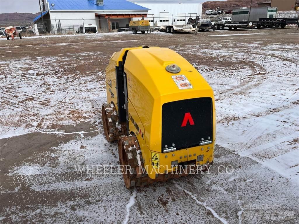 MultiQuip RX1575 Ikerdobos hengerek