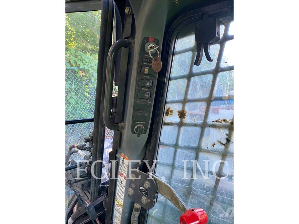 New Holland L185 Kompaktrakodók