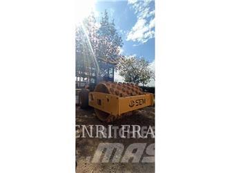 SEM MACHINERY 510 Talajtömörítő gépek