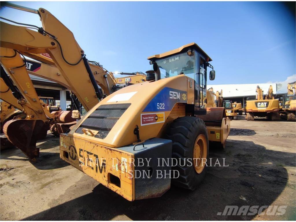 SEM MACHINERY SEM 522 Talajtömörítő gépek