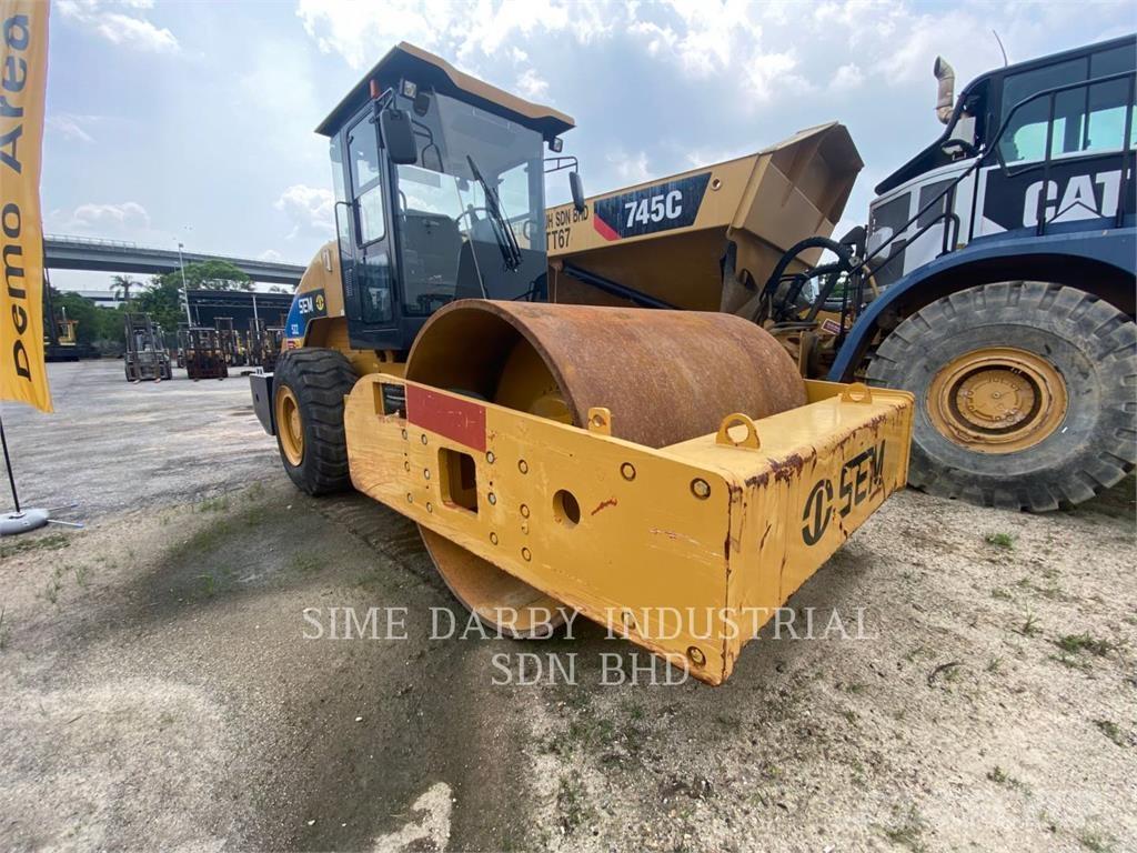 SEM MACHINERY SEM 522 Talajtömörítő gépek