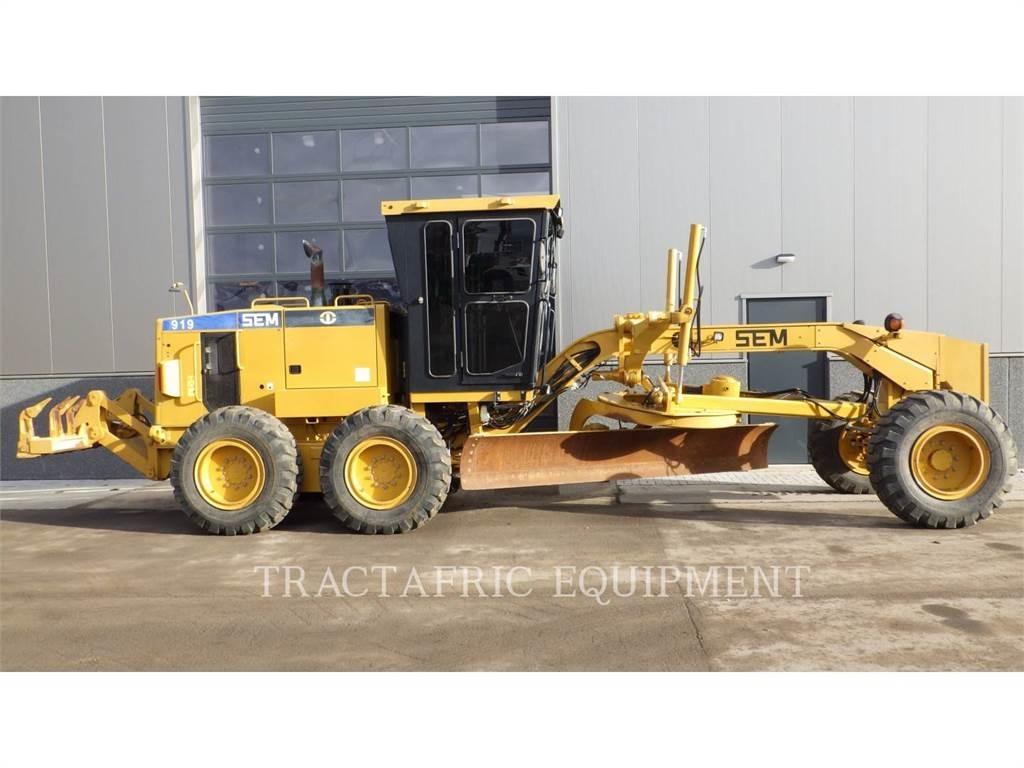 SEM MACHINERY SEM919 Gréderek