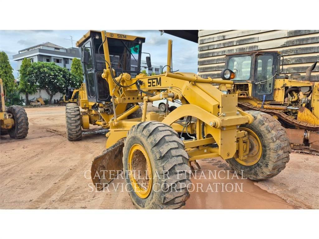 SEM MACHINERY SEM919 Gréderek