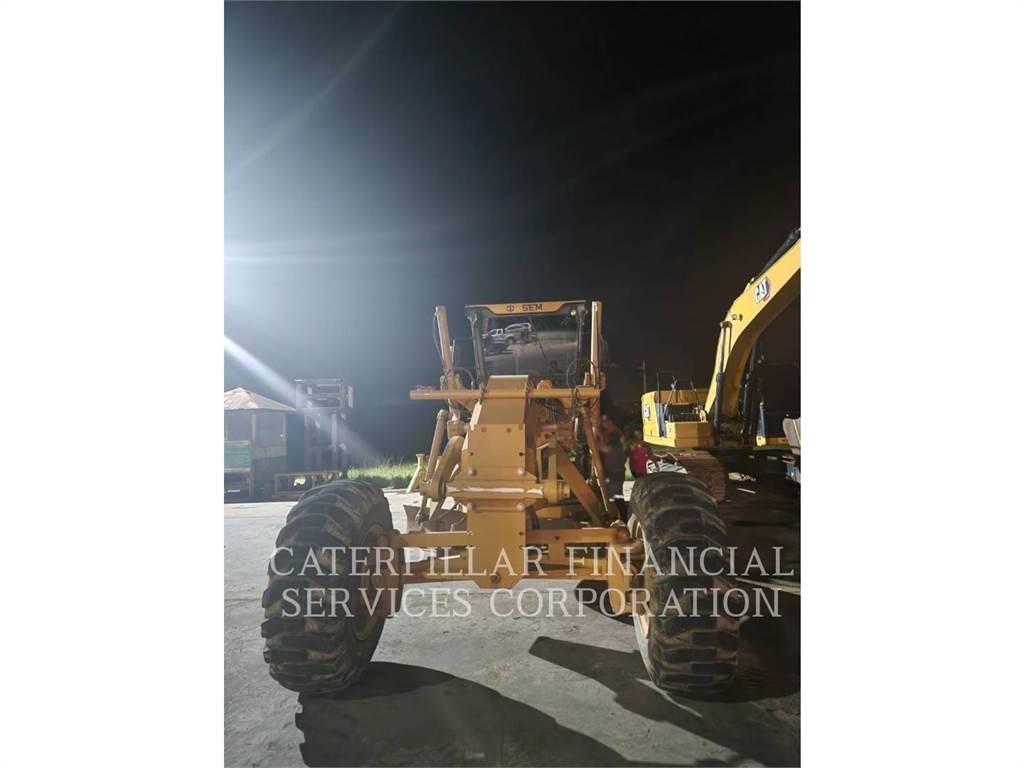 SEM MACHINERY SEM919 Gréderek
