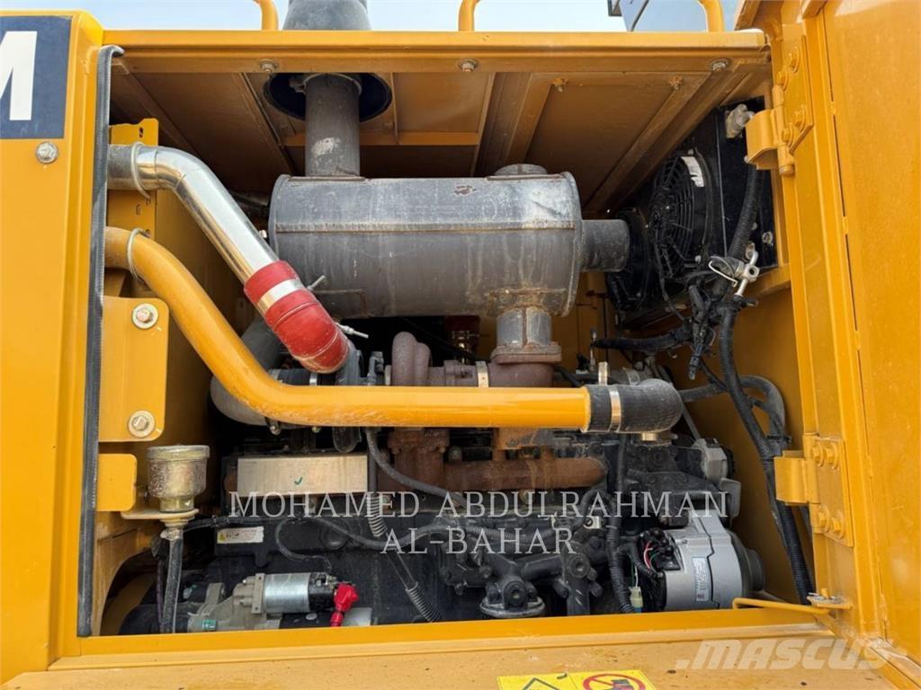 SEM MACHINERY SEM921 Gréderek