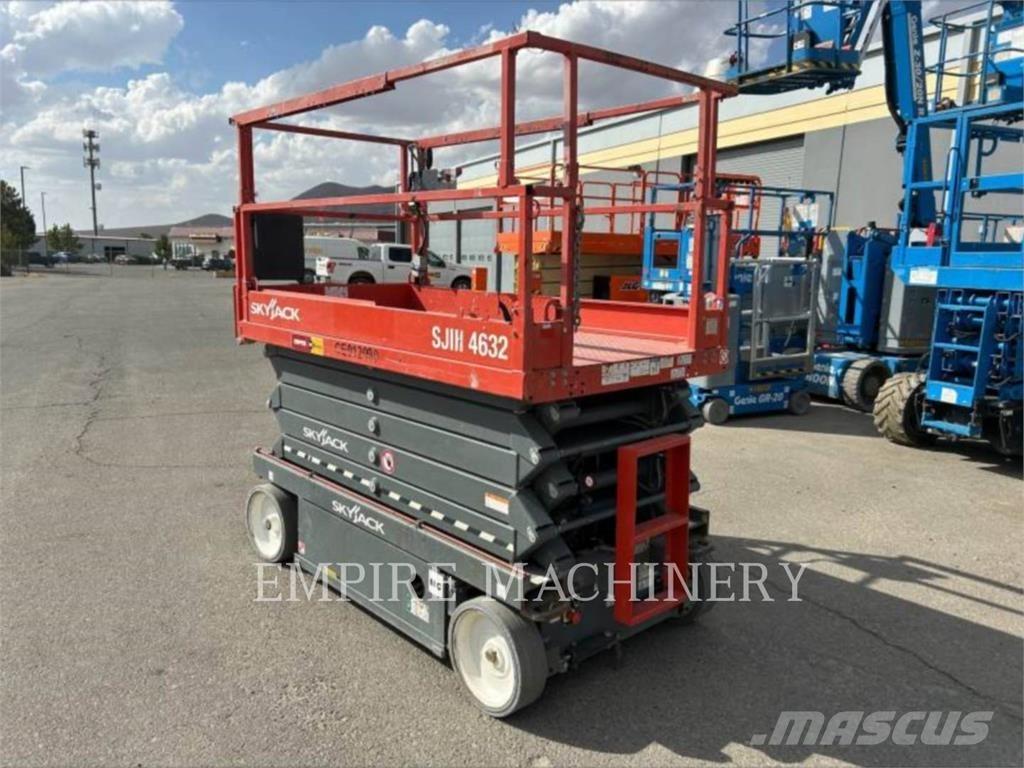 Skyjack 4632 Karos emelők