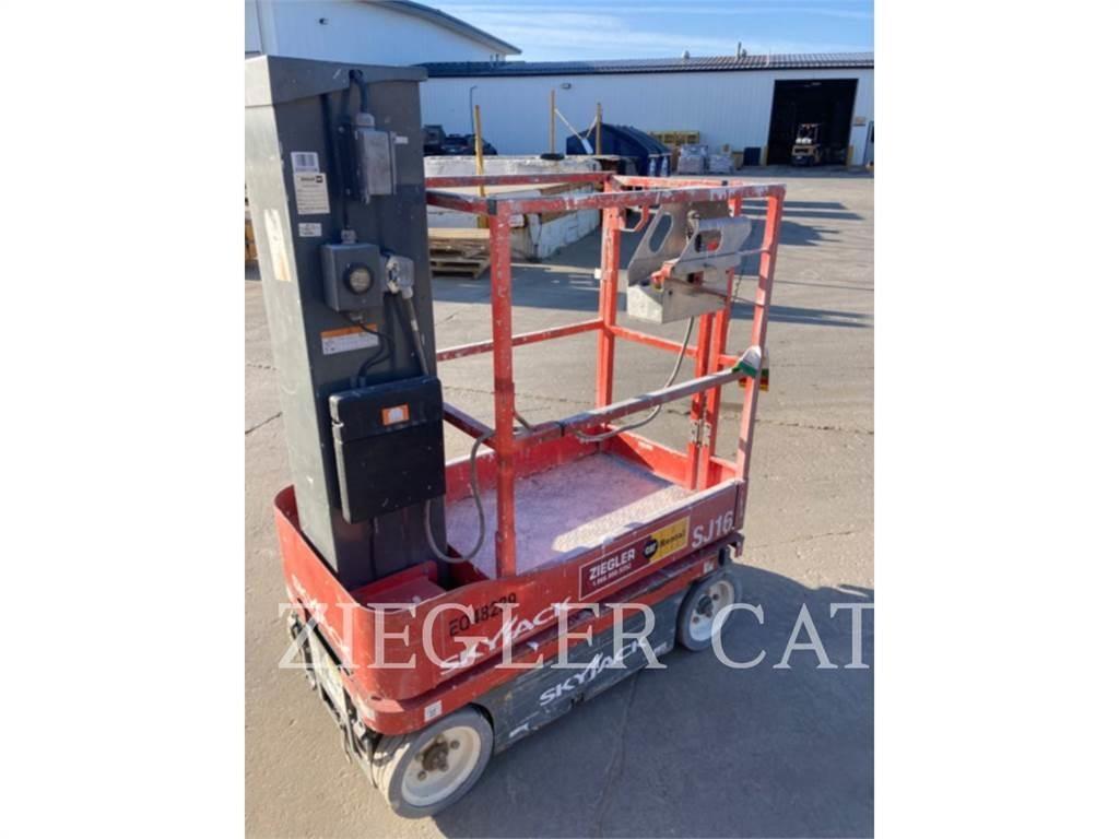 Skyjack SJ16 Ollós emelők