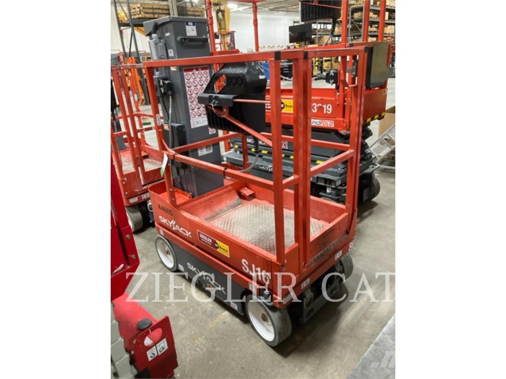 Skyjack SJ16 Ollós emelők