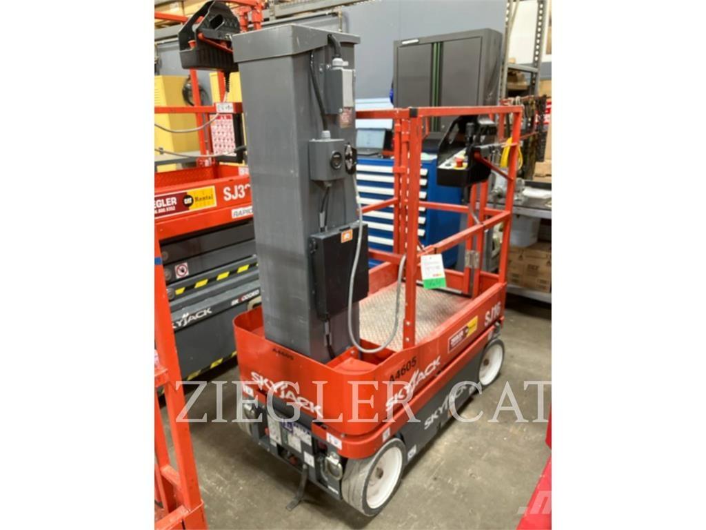 Skyjack SJ16 Ollós emelők
