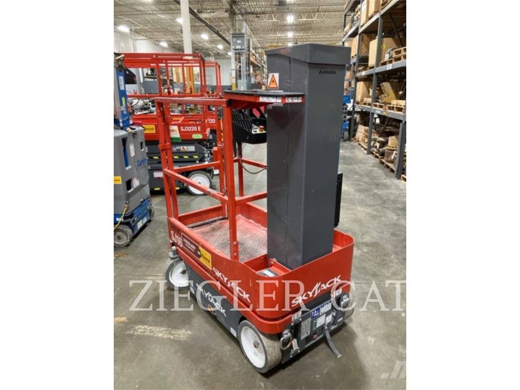 Skyjack SJ16 Ollós emelők