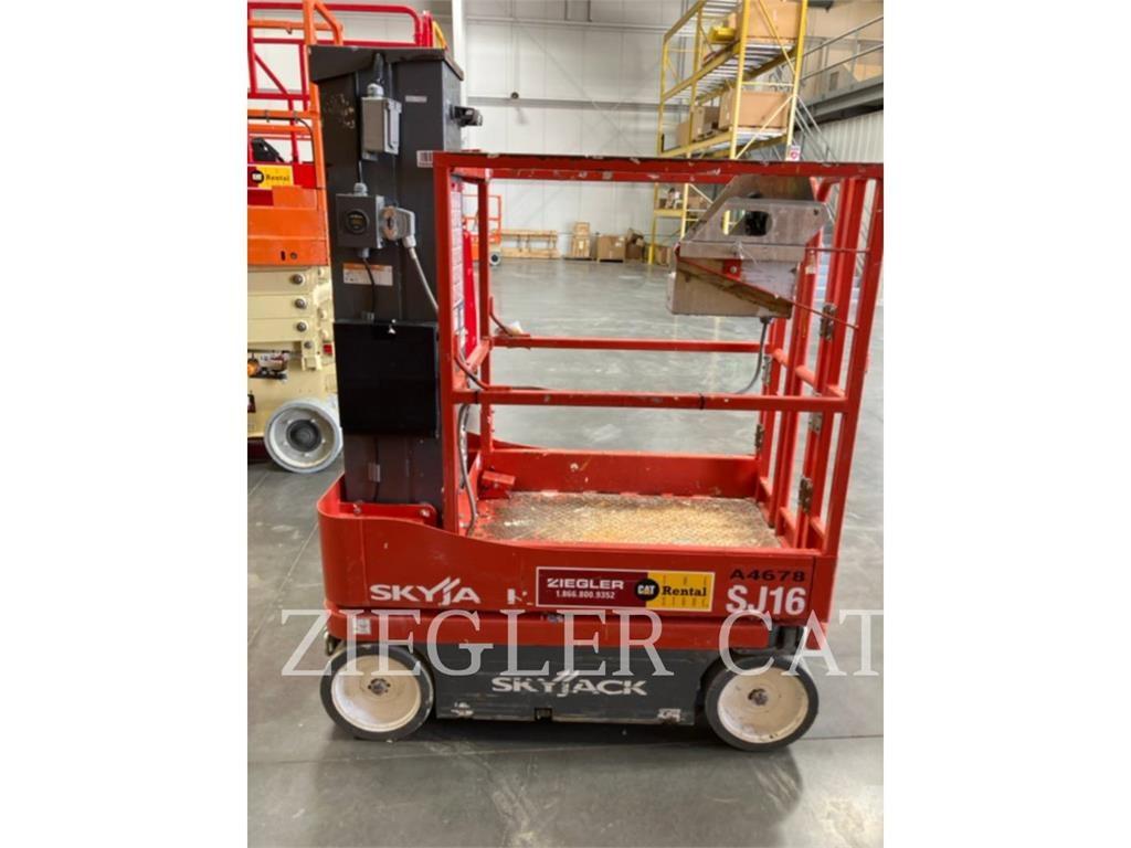 Skyjack SJ16 Ollós emelők