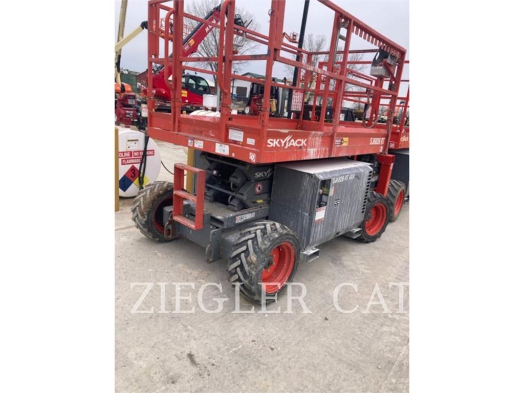 Skyjack SJ6826RT Ollós emelők