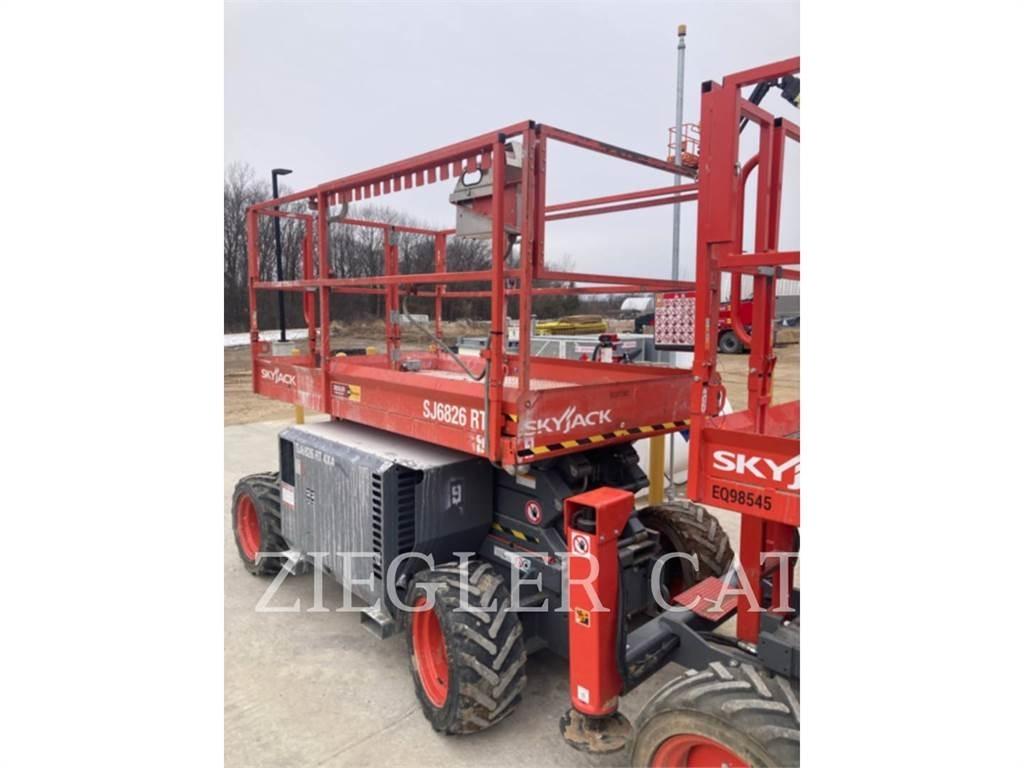 Skyjack SJ6826RT Ollós emelők