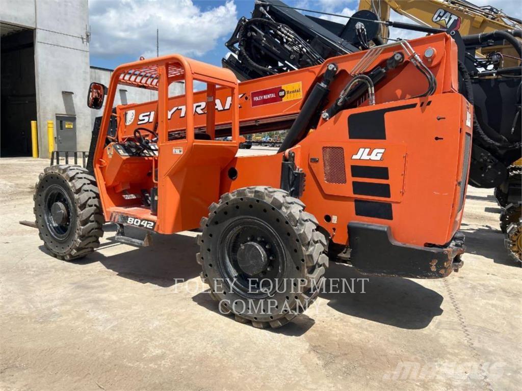 SkyTrak 8042O Teleszkópos rakodók