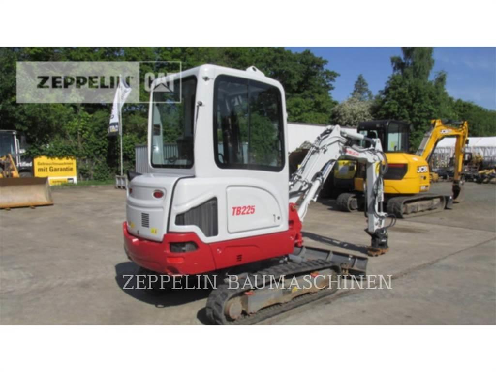 Takeuchi TB225 Lánctalpas kotrók