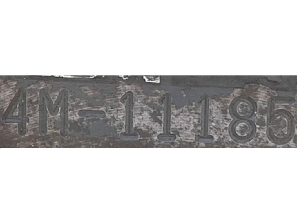  TNB-4M HYDRAULIC HAMMER Fejtőgépek