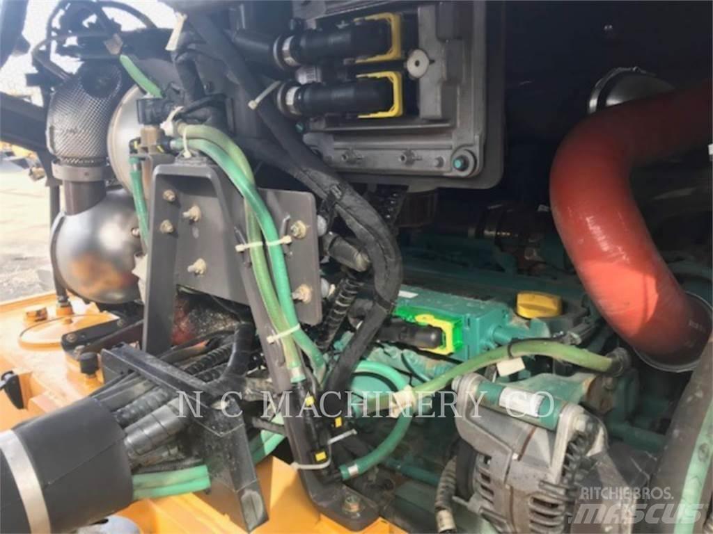 Volvo DD120C Aszfalt terítõ gépek