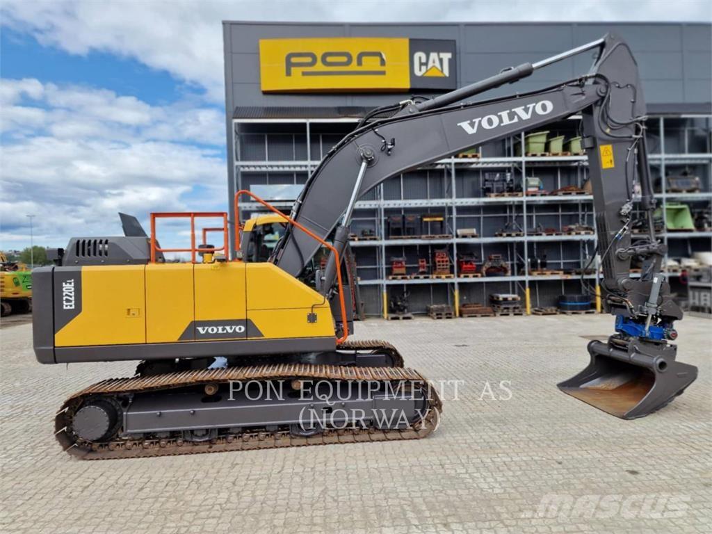 Volvo EC220 Lánctalpas kotrók