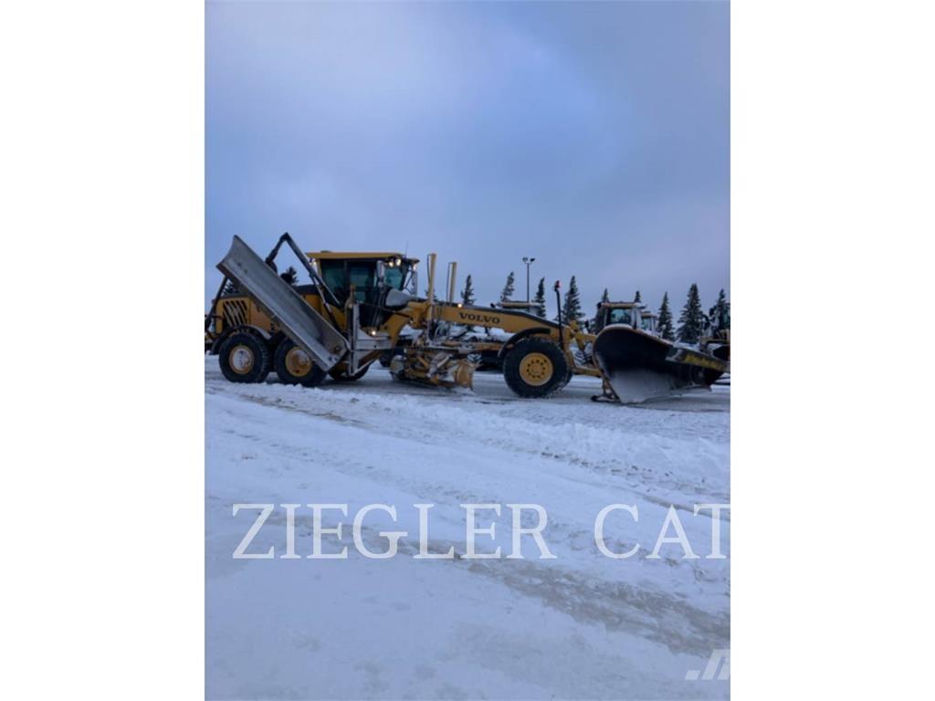 Volvo G946B Gréderek