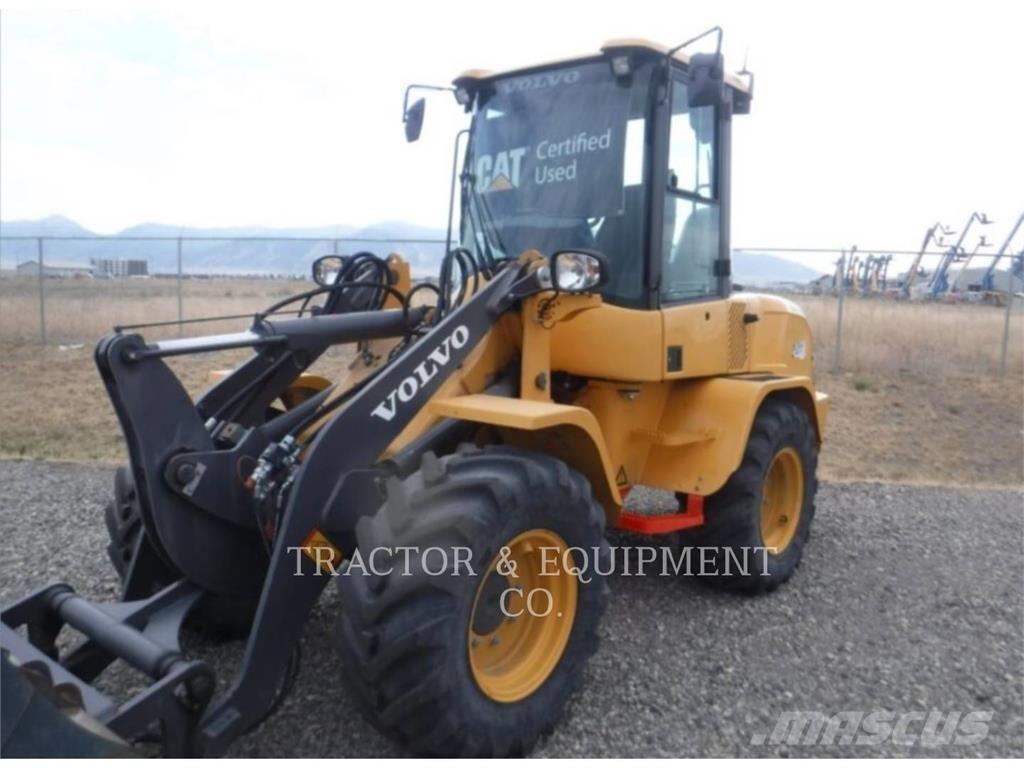 Volvo L30GS Gumikerekes homlokrakodók