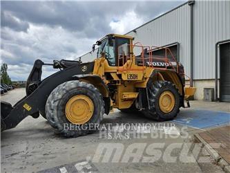 Volvo L350H Gumikerekes homlokrakodók