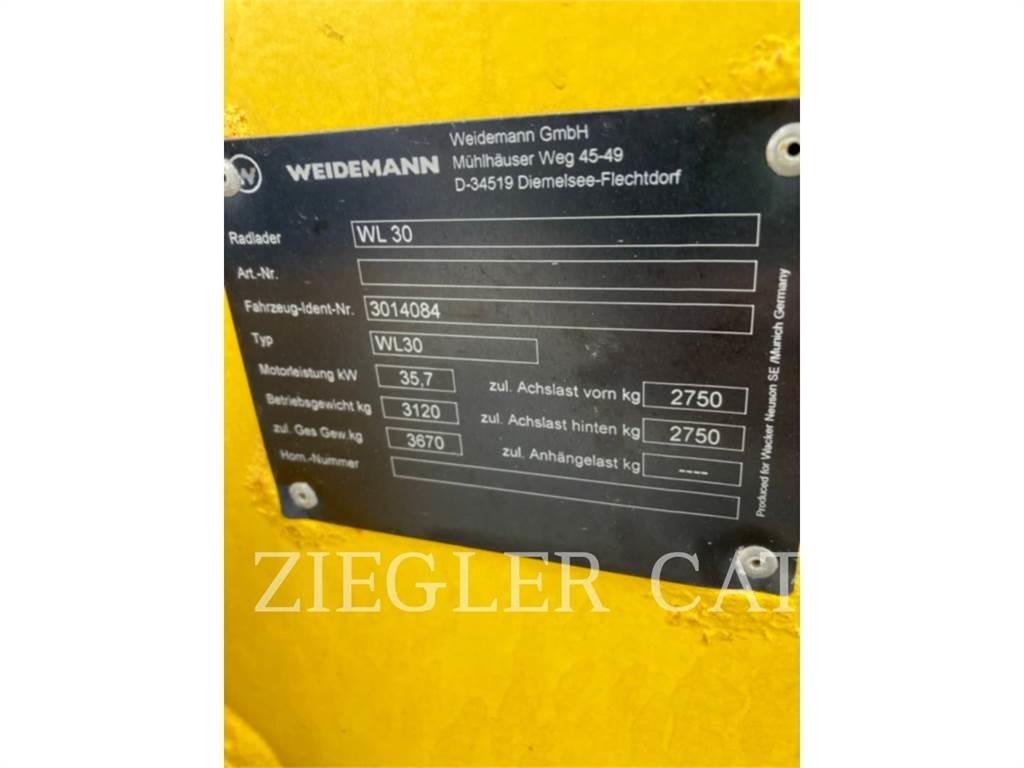Wacker 30L Gumikerekes homlokrakodók