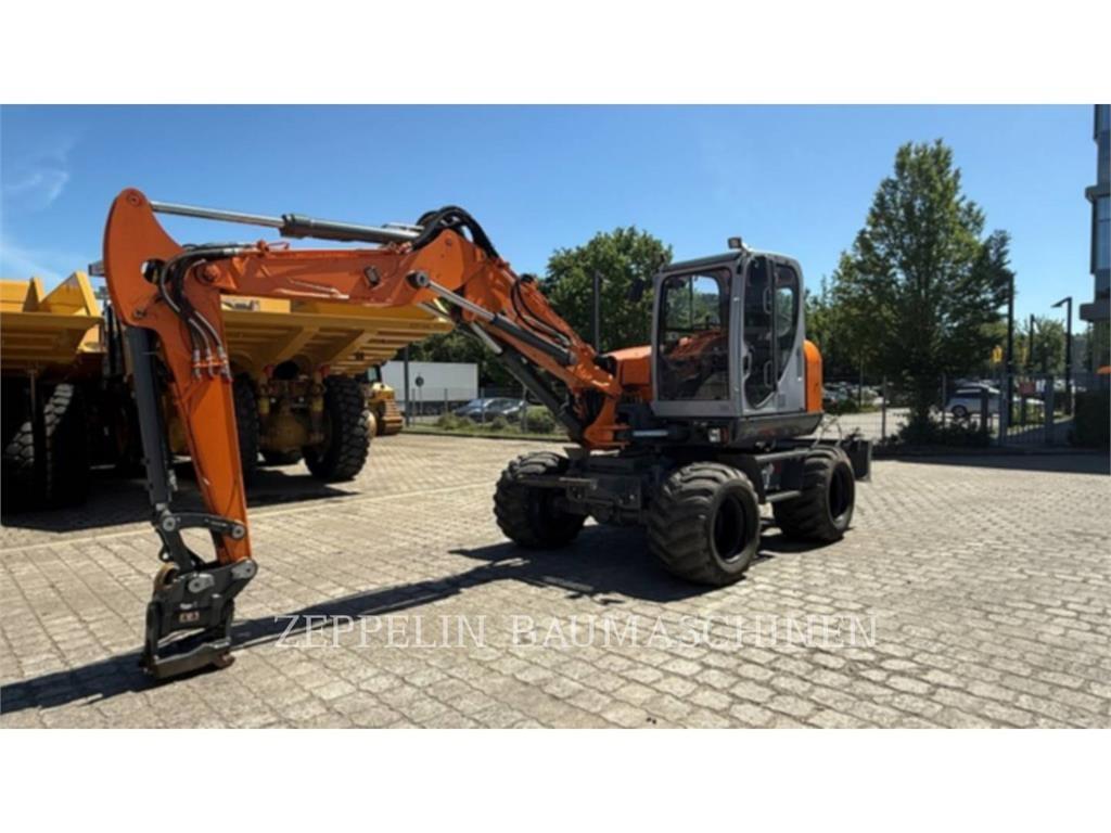 Wacker EW100 Gumikerekes kotrók