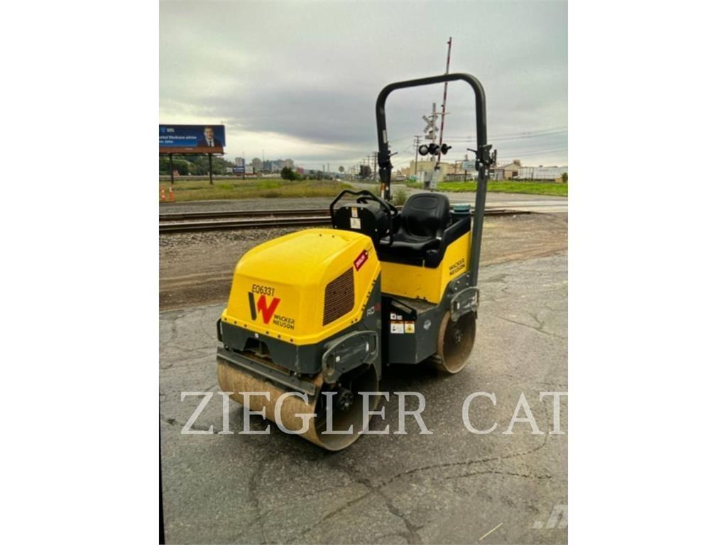 Wacker RD12A Ikerdobos hengerek