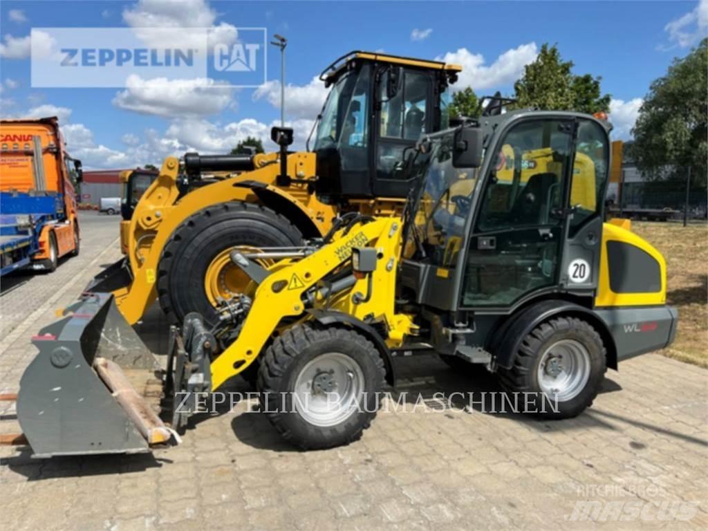 Wacker WL38 Gumikerekes homlokrakodók