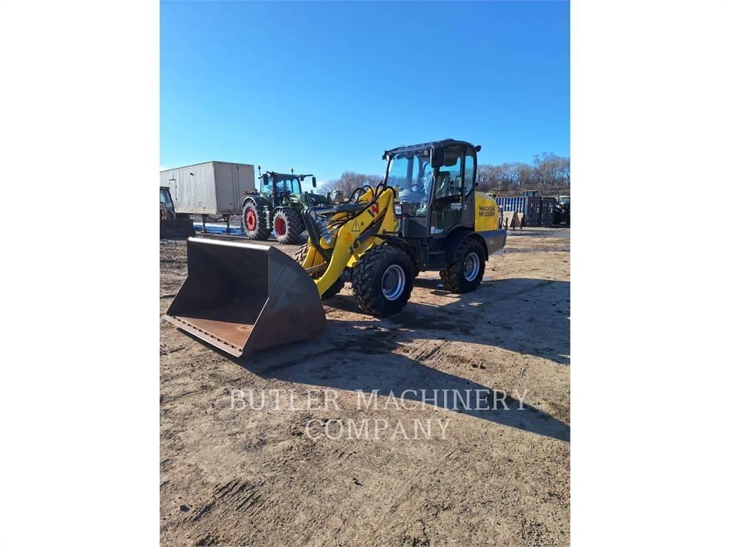 Wacker WL60 Gumikerekes homlokrakodók