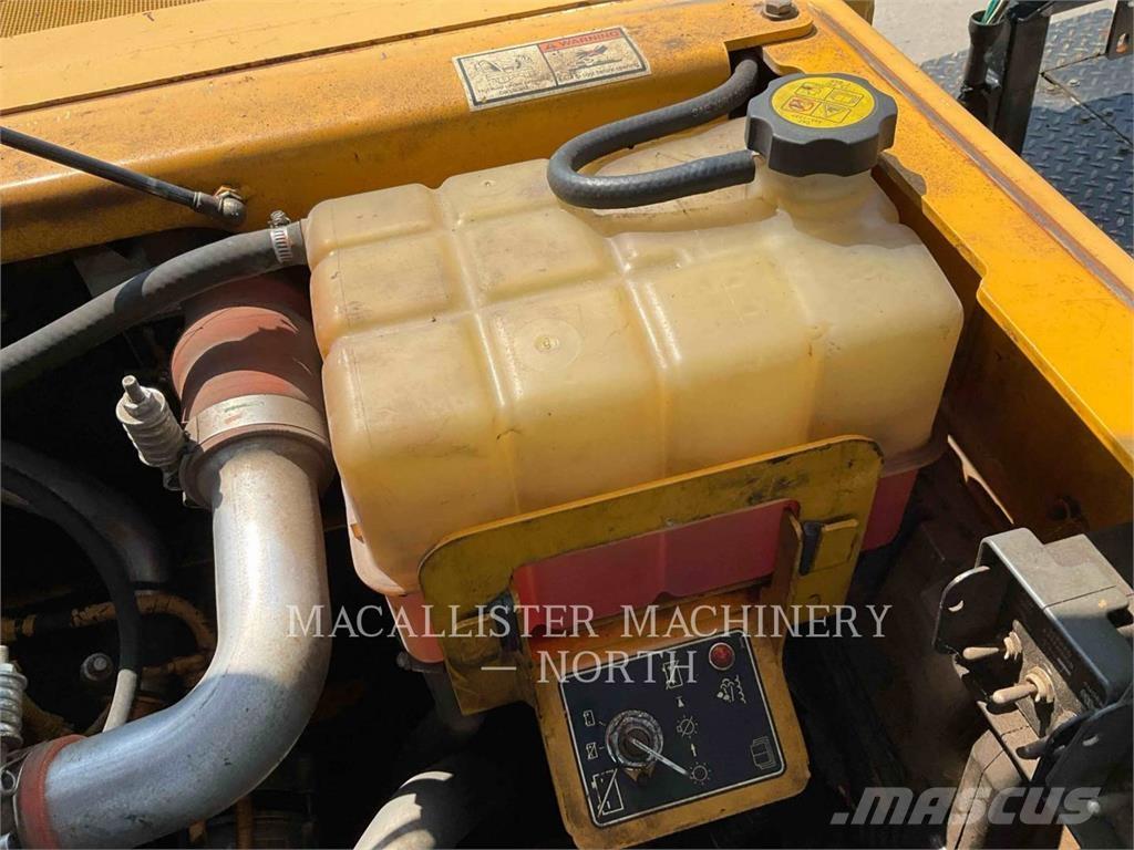 Weiler P385 PAVER Aszfalt terítõ gépek