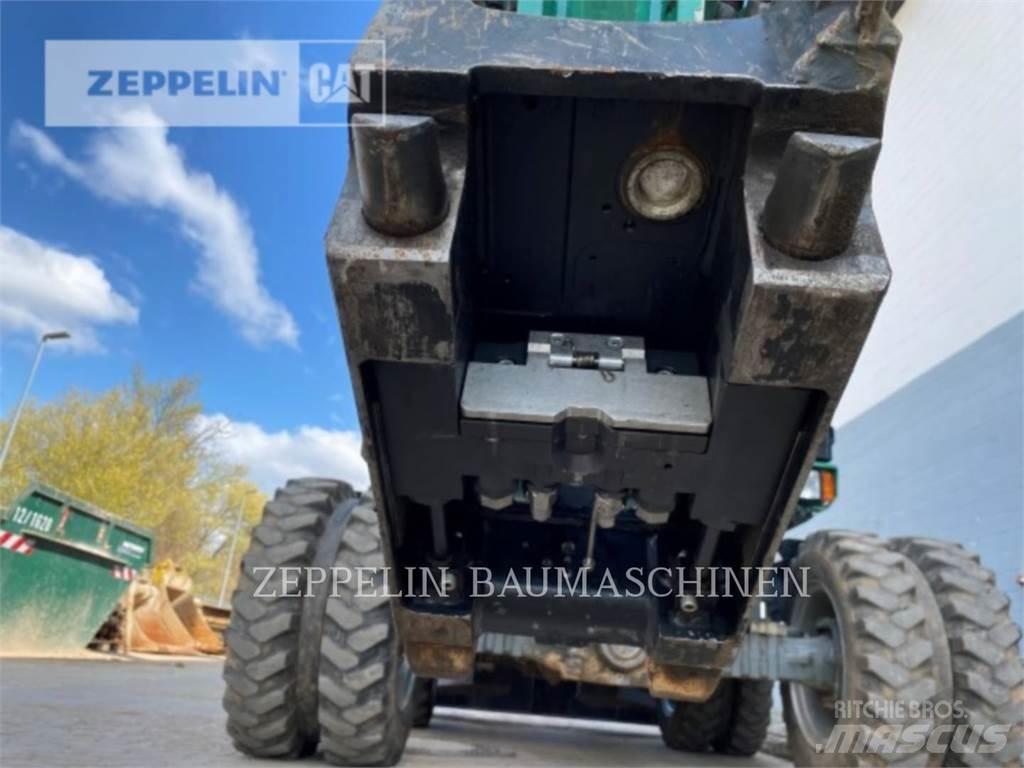 Zeppelin ZM110 Gumikerekes kotrók