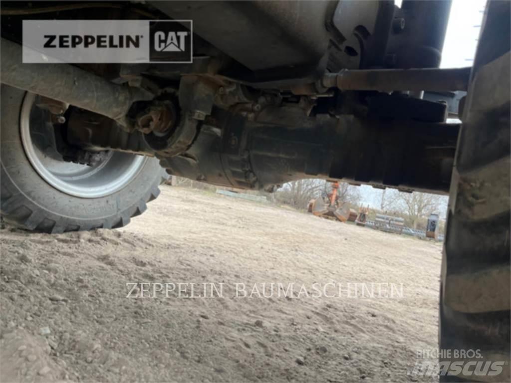 Zeppelin ZM110 Gumikerekes kotrók